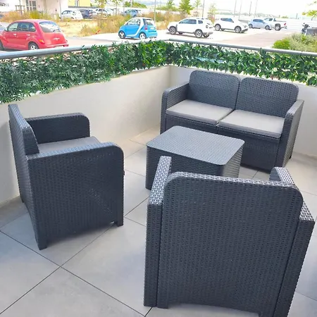 Apartment T2 With Terrace *